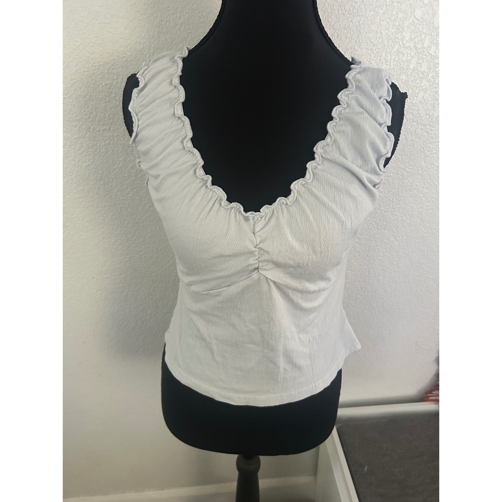 Brandy Melville Light Blue Ruffle Lettuce Trim V-Neck Tank Top MH506A-Z368S - Picture 2 of 4